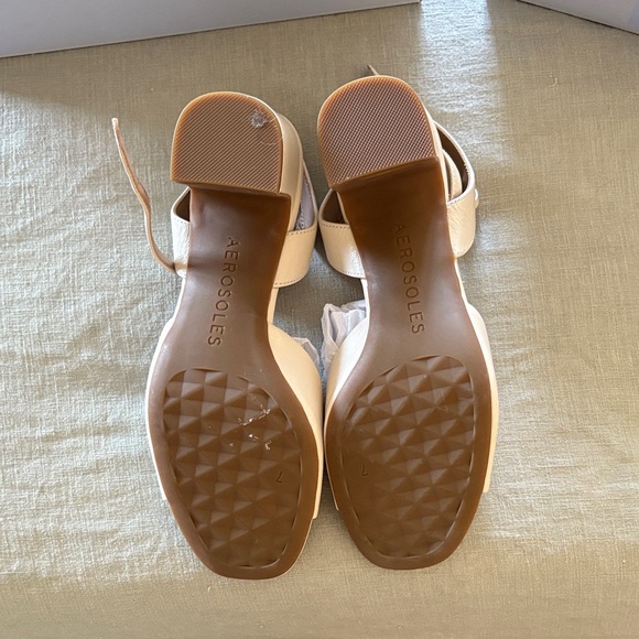 AEROSOLES Gerda Women's Tan Heeled Sandals - Picture 3 of 5